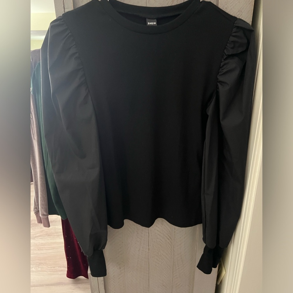 Black long sleeve shirt